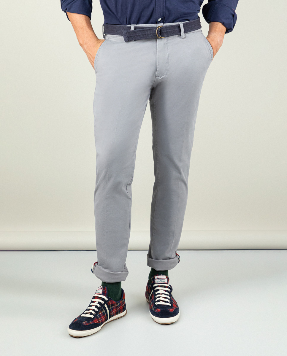 Pantalón Chino Básico Gris