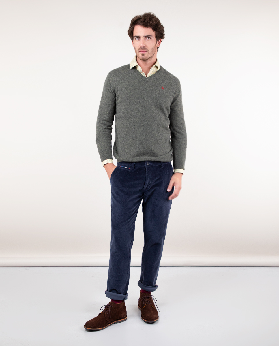 Calça chino de veludo azul marinho