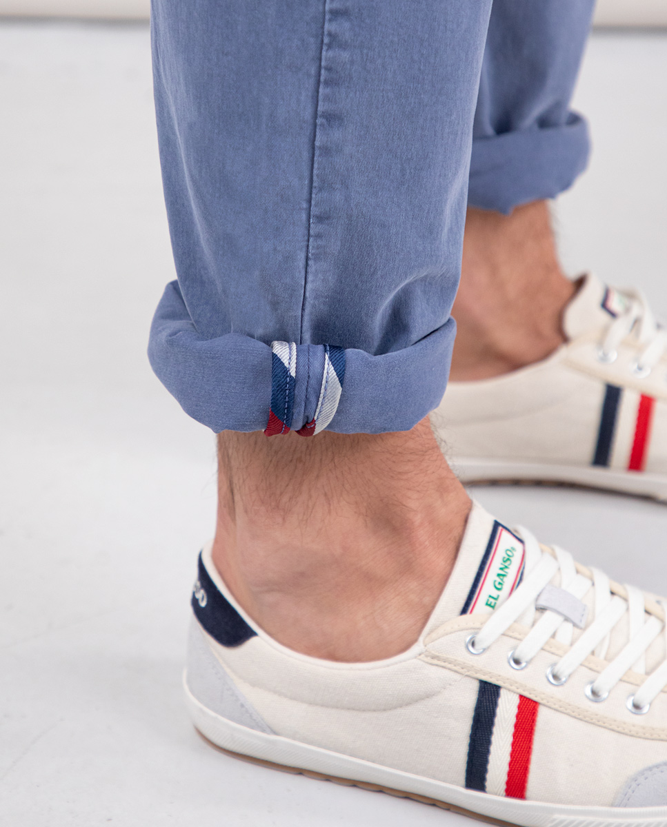 Pantalón Chino Básico Azul Medio LATAM
