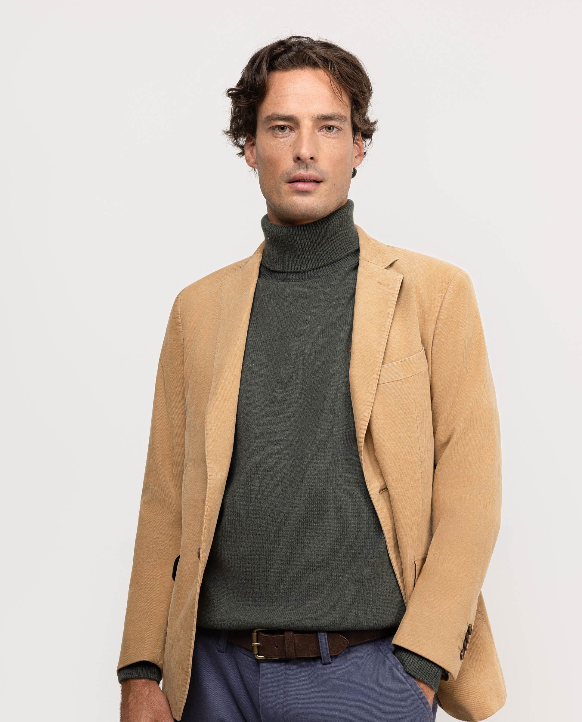 Americana Pana Tinte en Prenda Beige