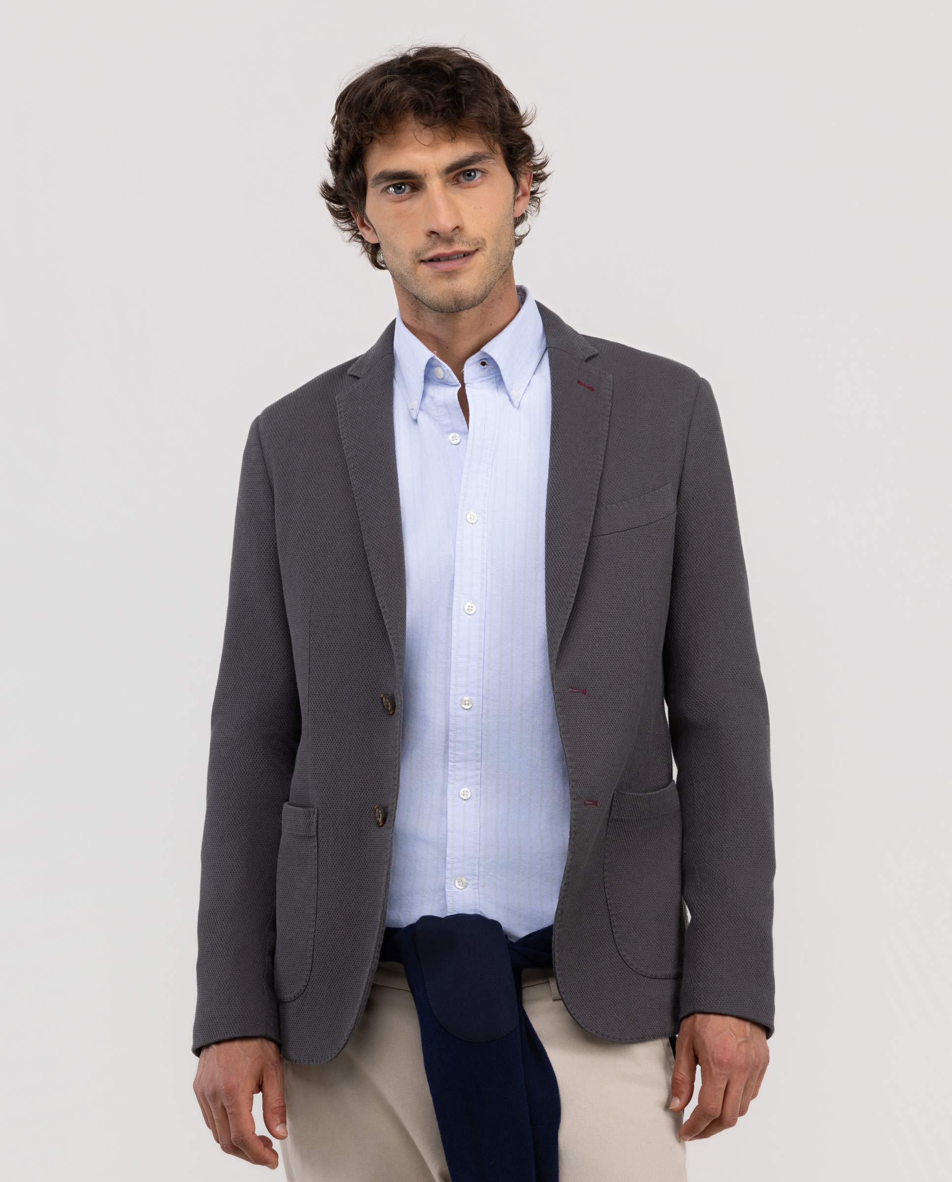 Americana Estructura Gris