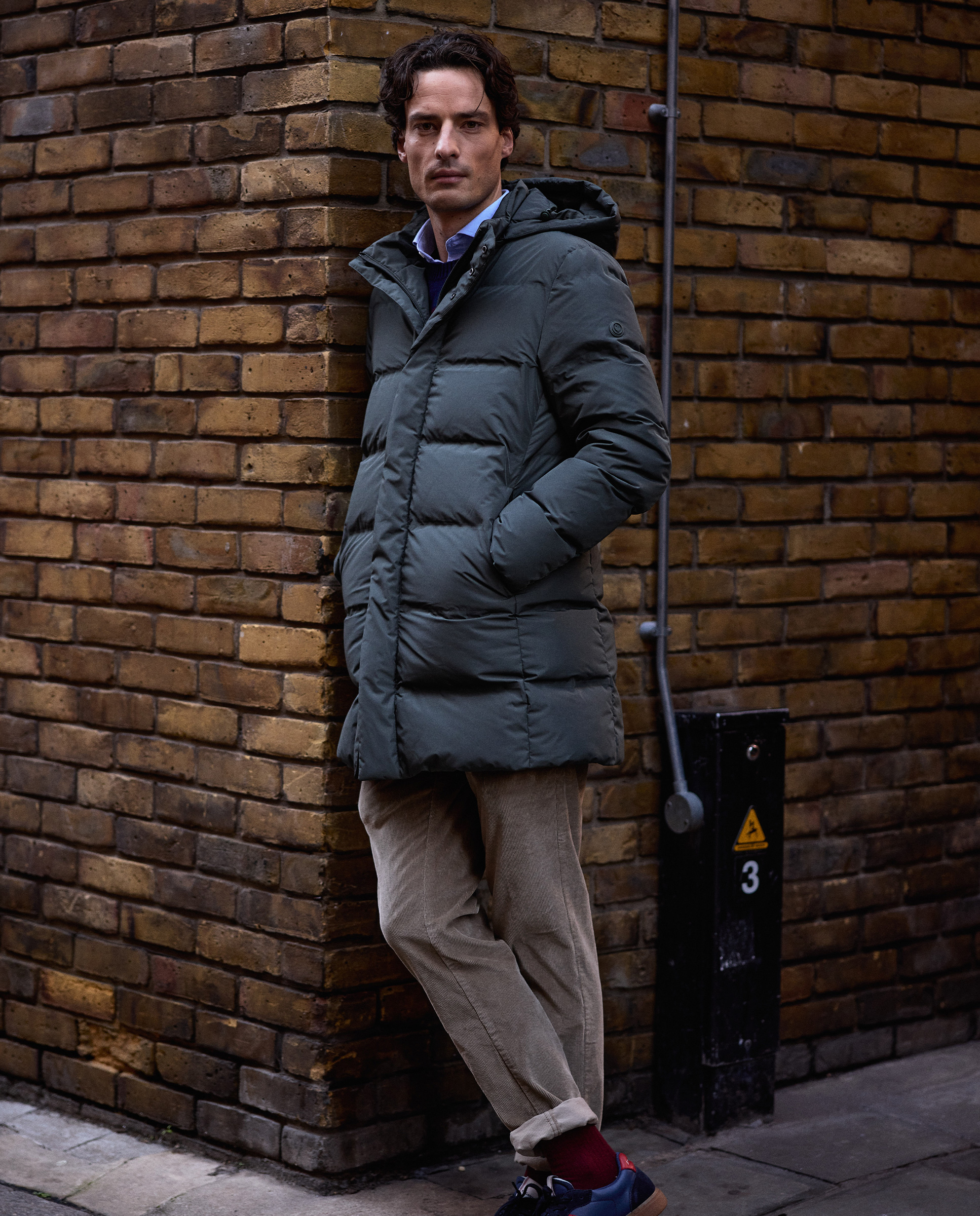 Casaco longo verde para baixo