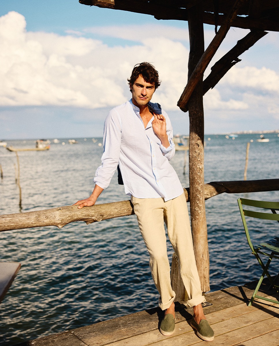 Camisa Seersucker Raya Celeste Cuello Mao