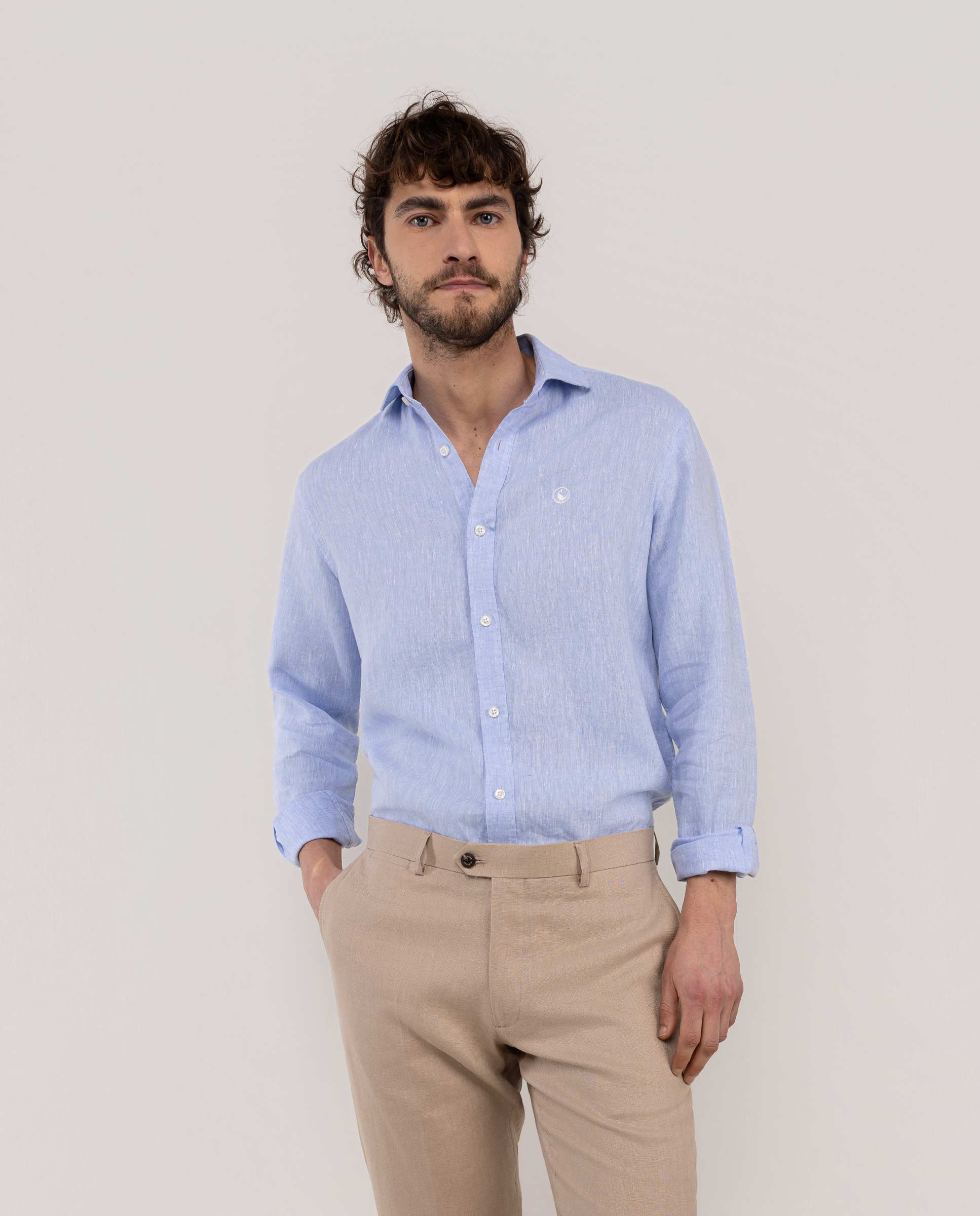 Camisa Lino Chambray Cuello Italiano Celeste