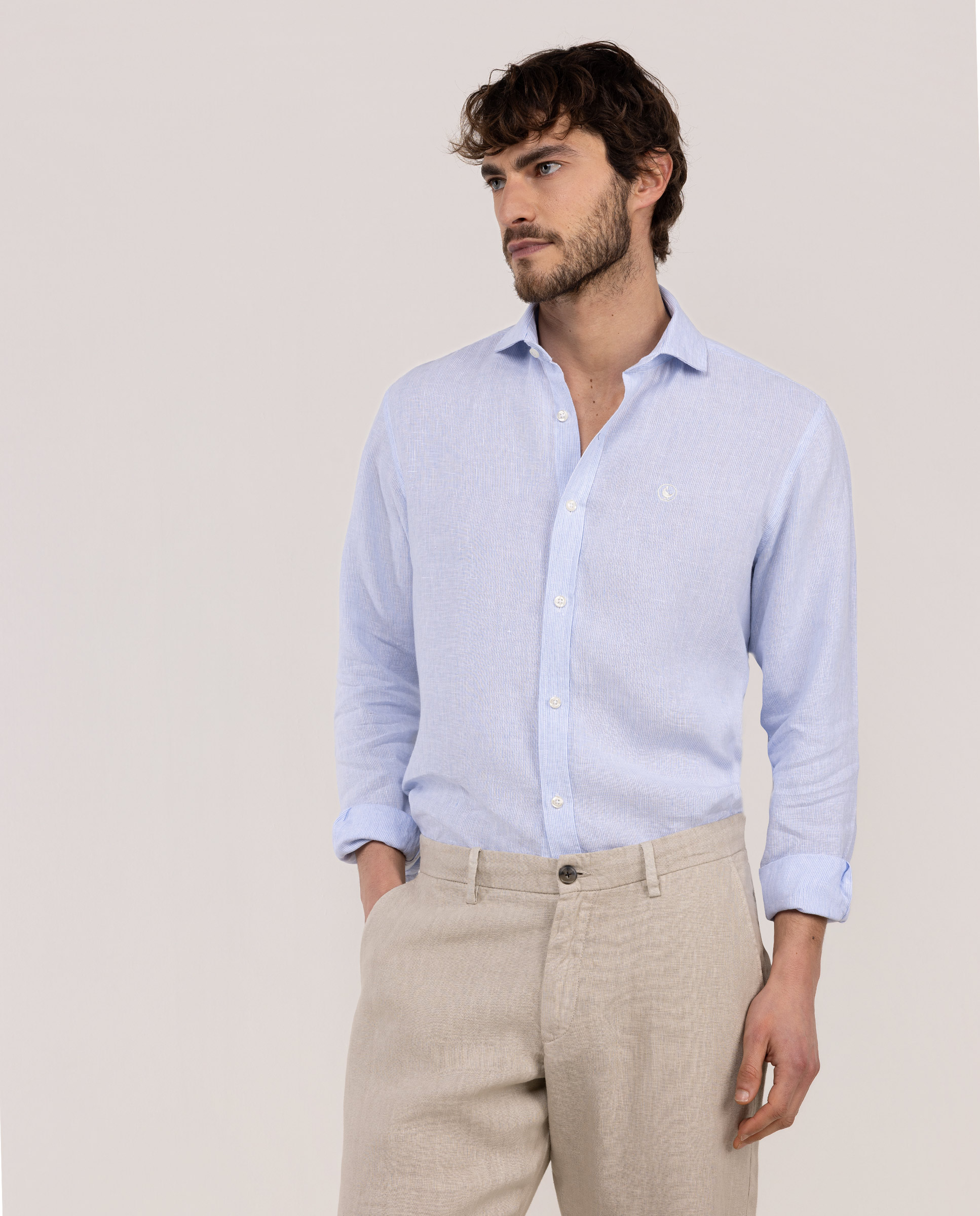 Camisa Lino Chambray Cuello Italiano Celeste