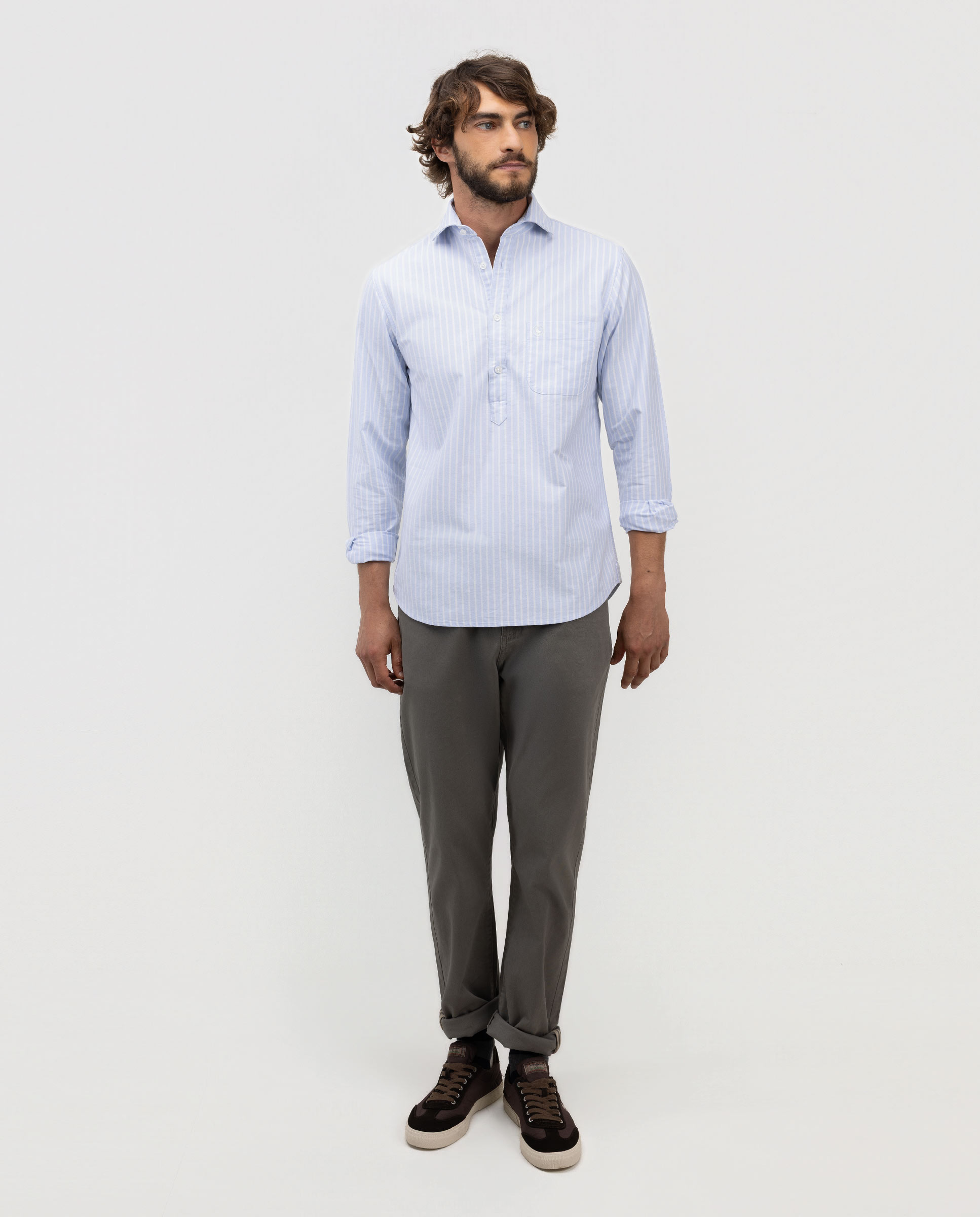 Polo de boucher Oxford bleu clair avec poche
