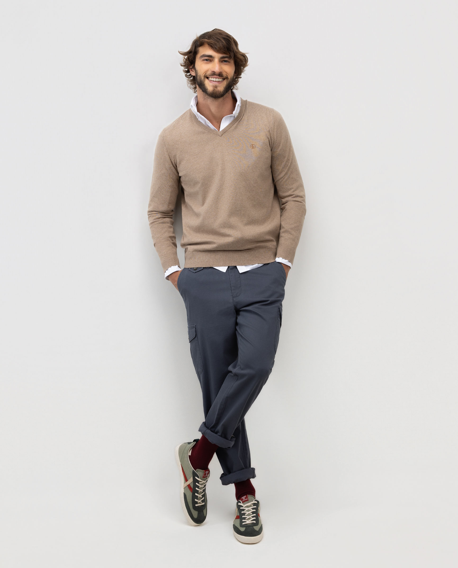 Jersey Básico Cuello Pico Beige