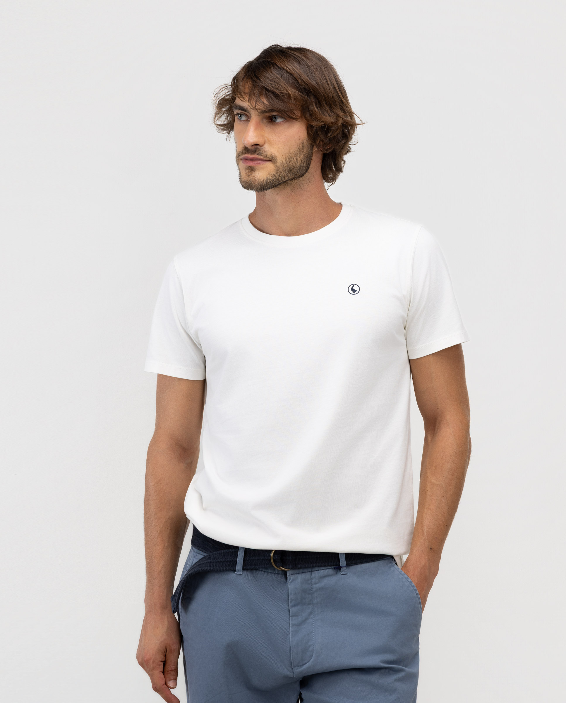 Einfaches weißes T-Shirt