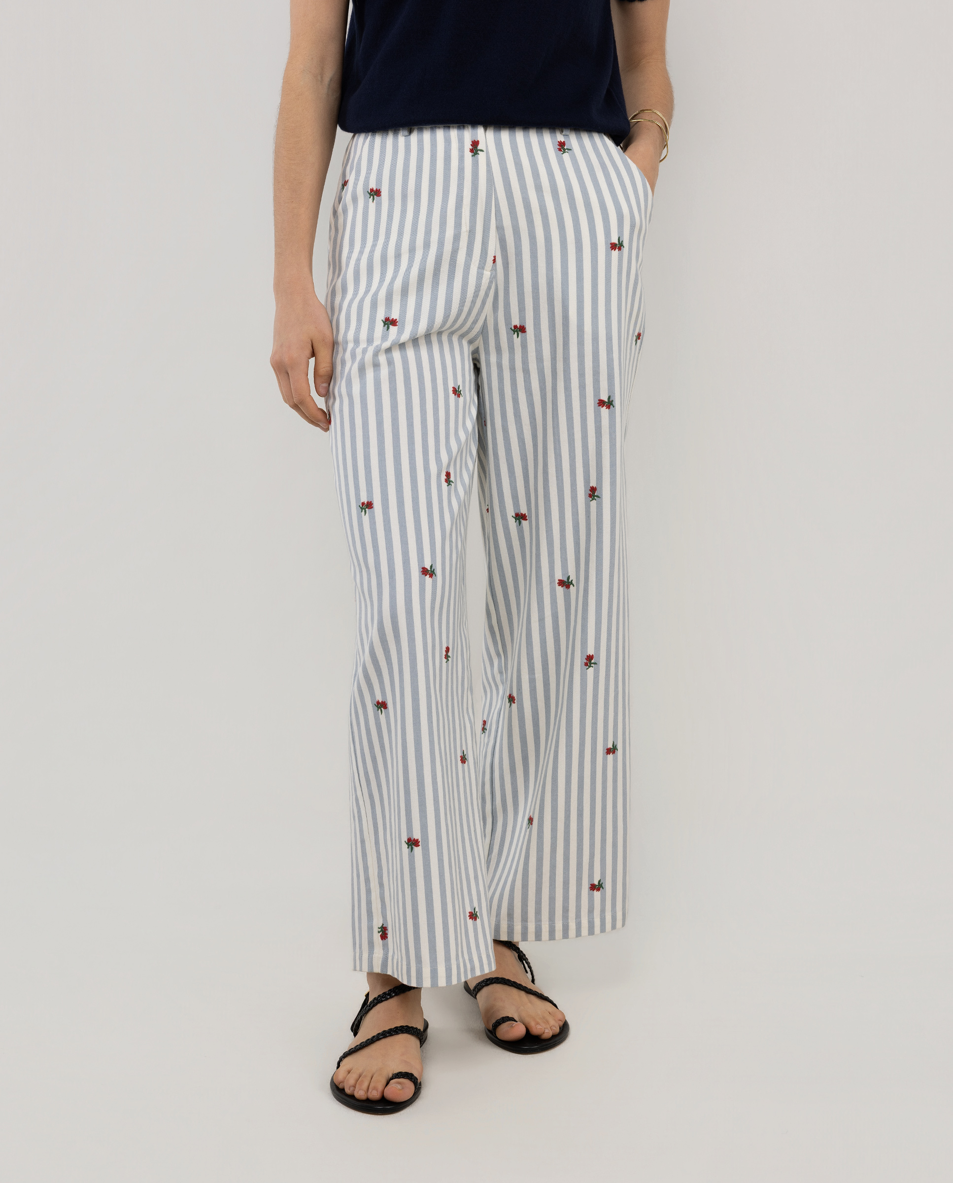 Pantalon Roma à rayures et détails brodés