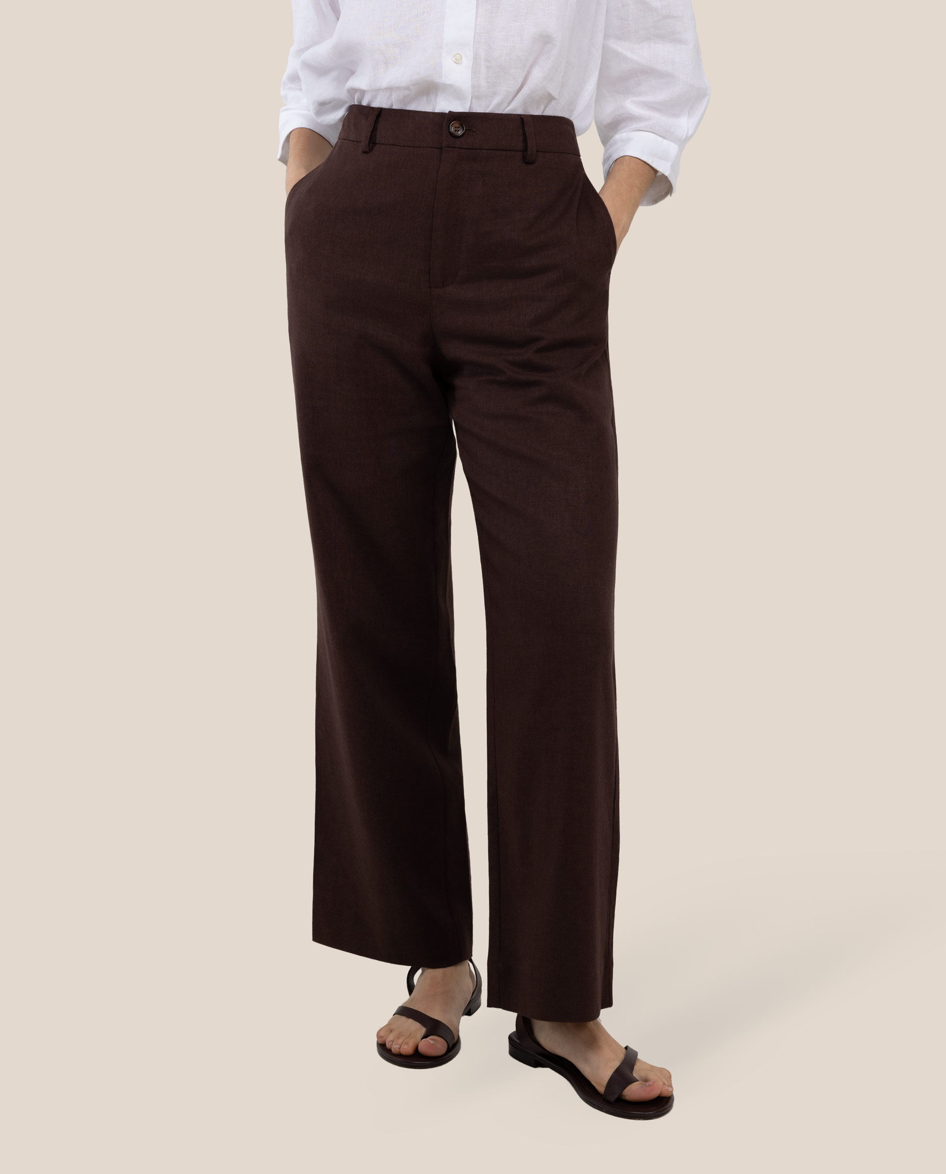 Pantalón Viviane Pinzas Tiro Alto Marrón