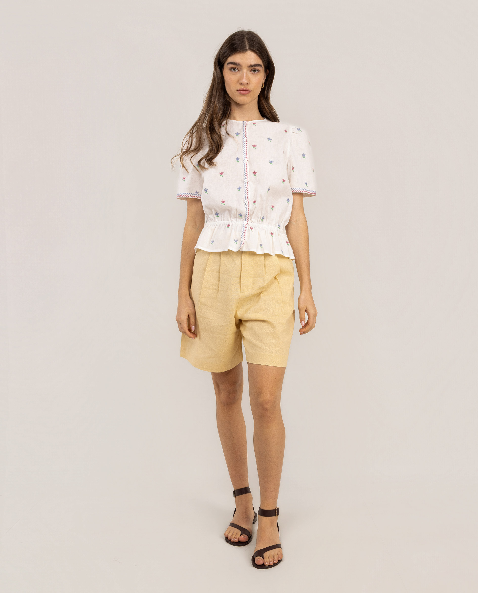 Camisa Nala Bordado Flores Blanca