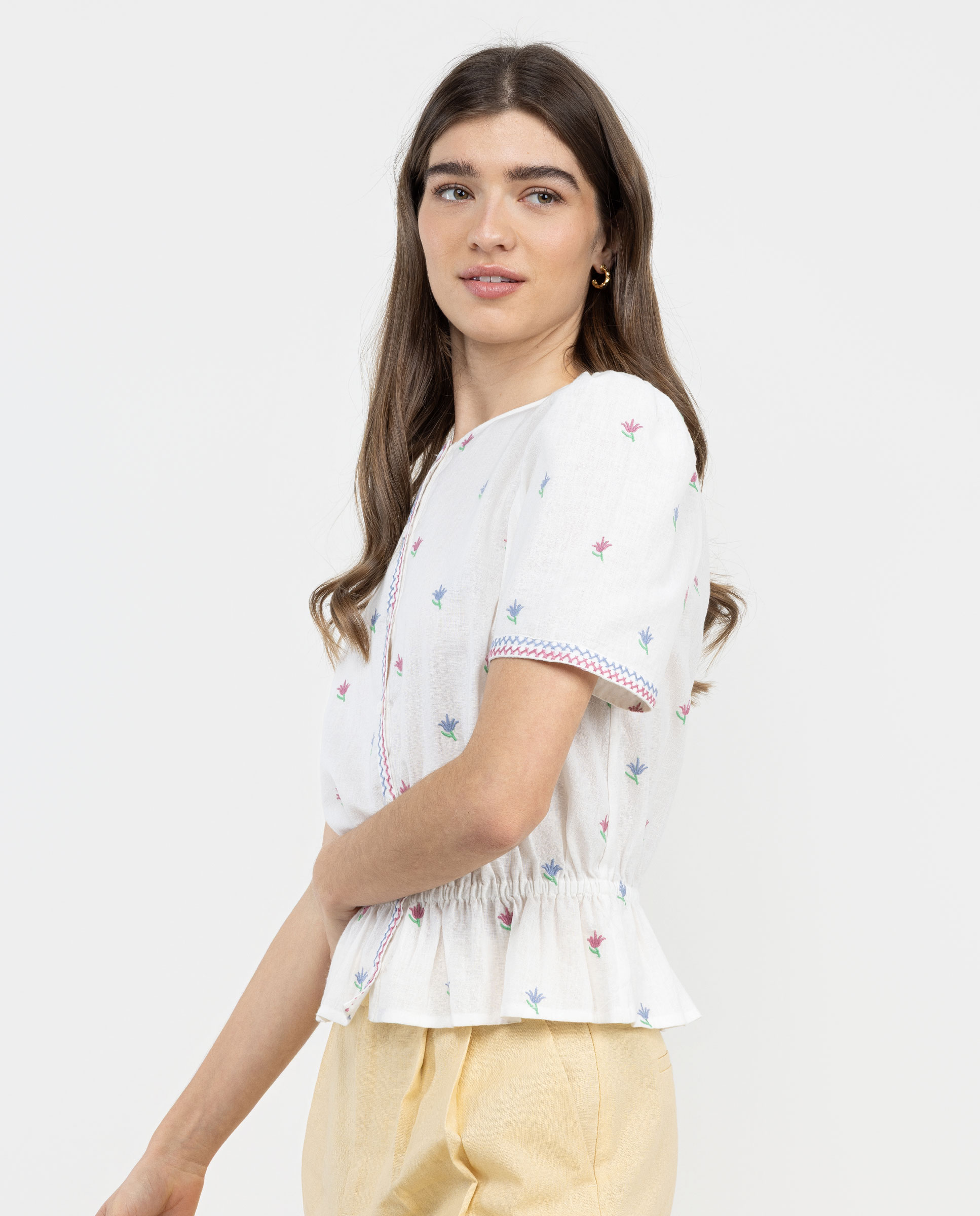 Camisa Nala Bordado Flores Blanca