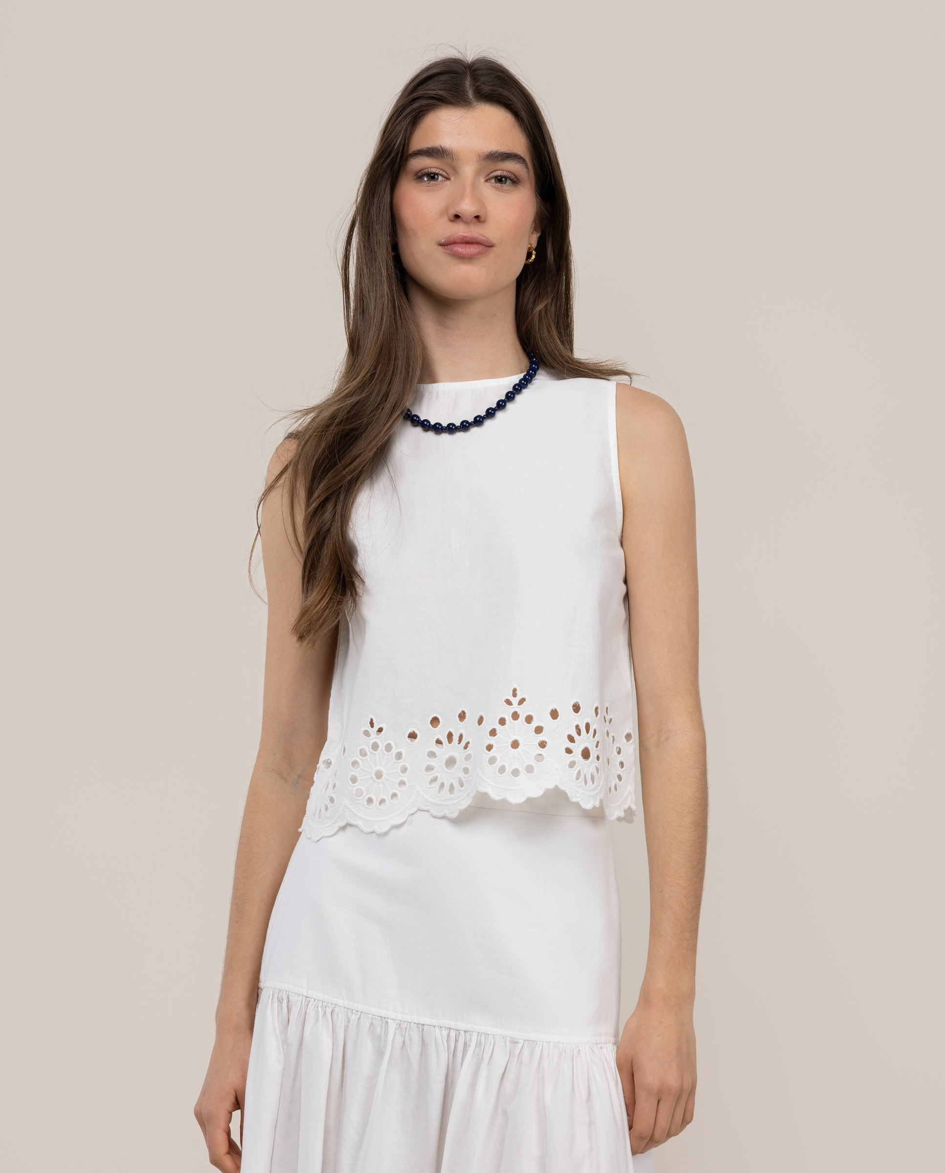 Top Cloe Bordados Calados Blanco