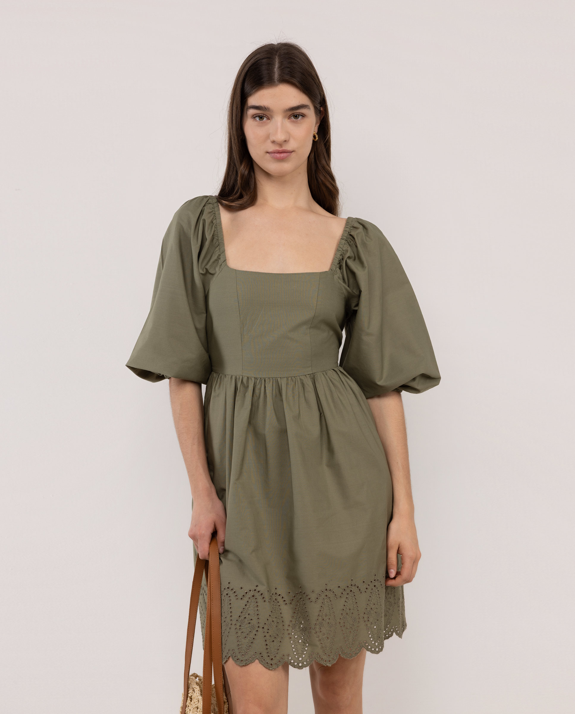 Vestido Vinita Corto Calados Verde