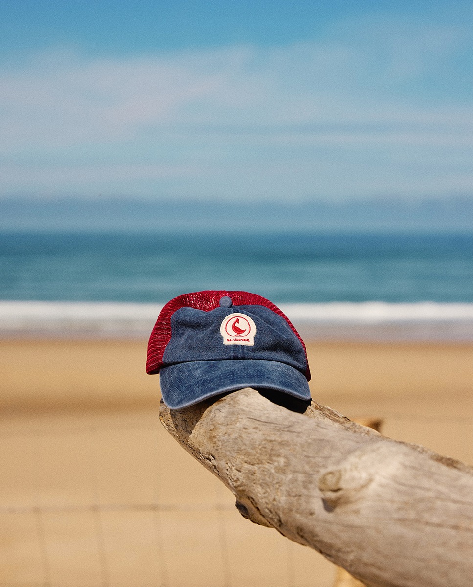 Boné Trucker de Algodão Lavado Azul Marinho