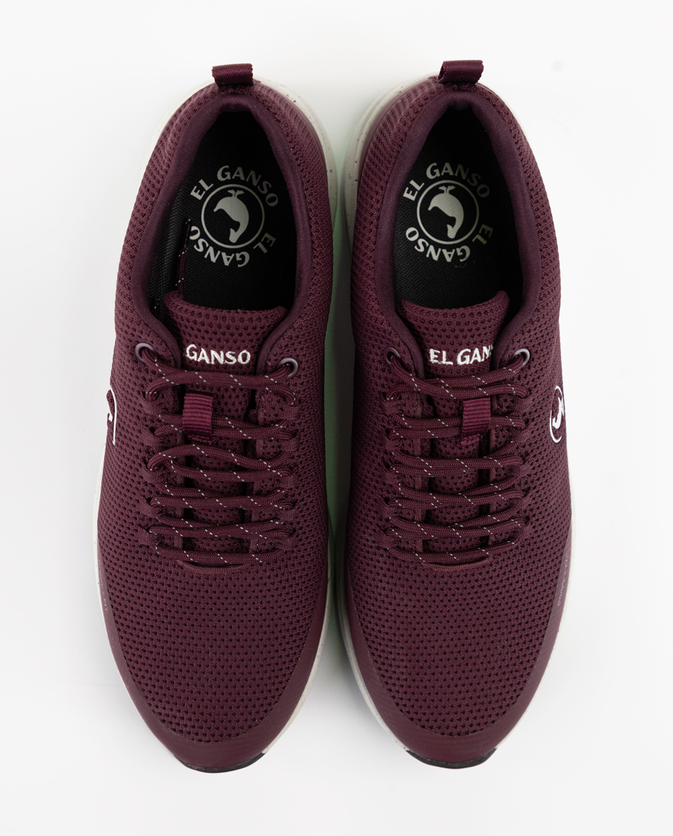 Zapatilla Resistente al Agua Granate