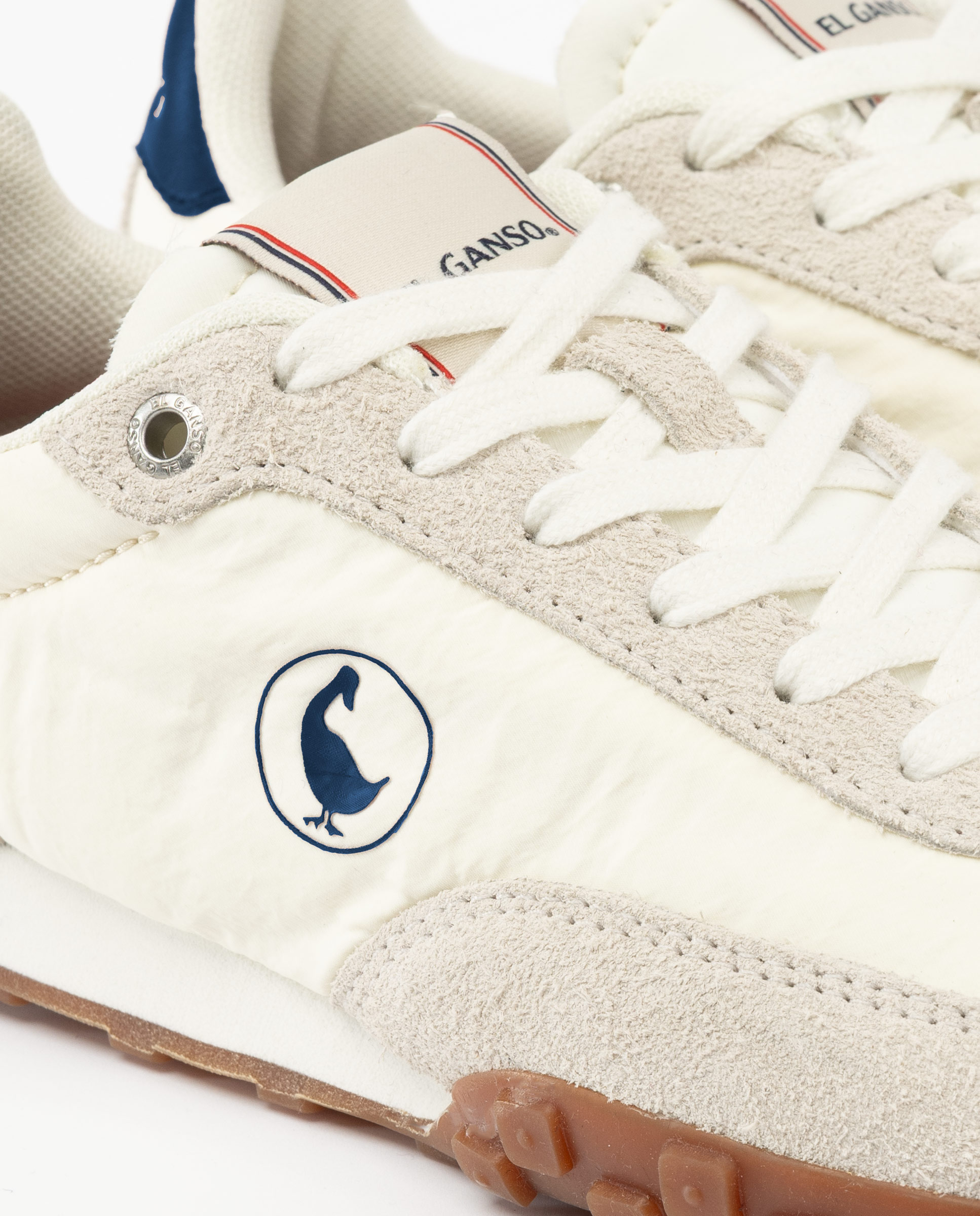Athletic Sneaker Nylon Crudo