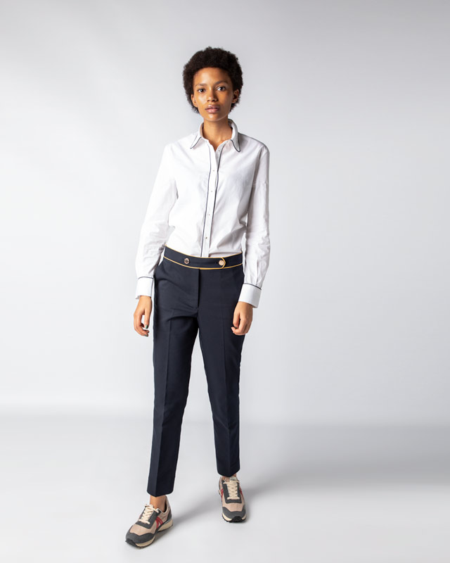 Chino-Hose Doppelter Metallknopf