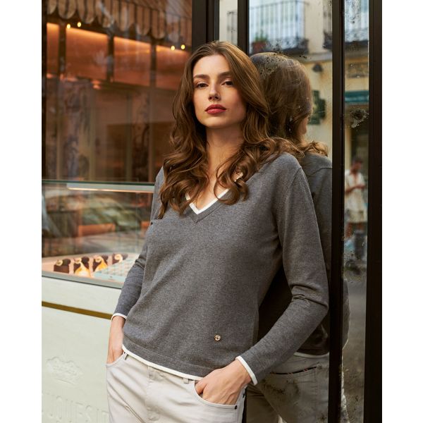 Pullover V-Ausschnitt Grau Melange Kontraste Naturfarben