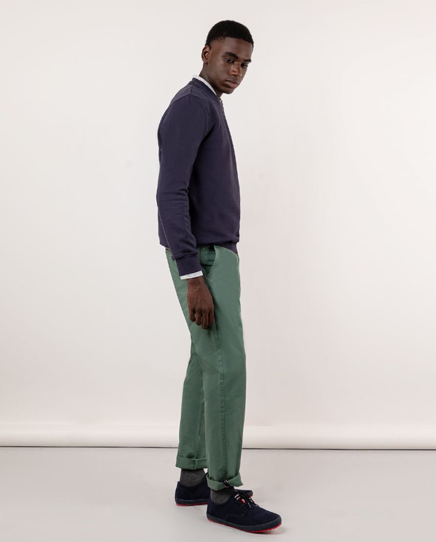 /1/0/1020w230008_Pantalo_n_Chino_Ba_sico_Verde_1_1.jpg