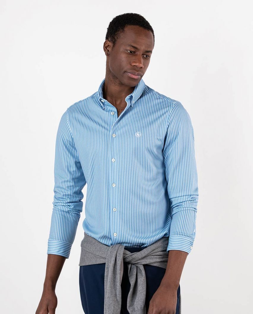 /1/0/1050s230106_Camisa_Sepiia_Raya_Bucher_Fondo_Azul_0300.jpg