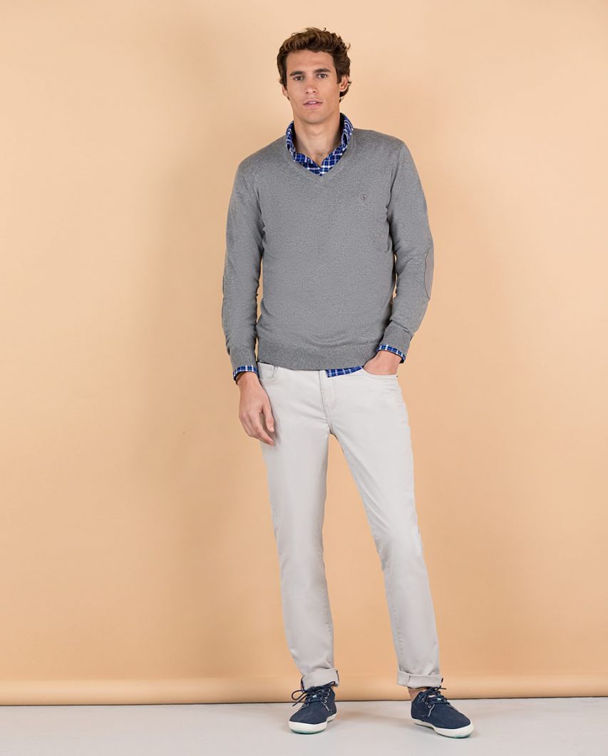 /1/0/1090s230007_Jersey_Cuello_Pico_Coderas_Gris_7013.jpg